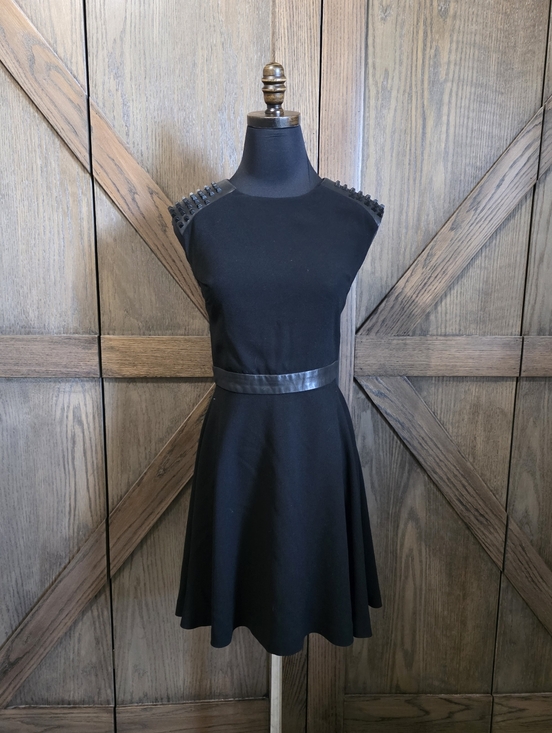 Alice + Olivia Dresses & Skirts - Alice + Olivia Black Mini Dress with Studded Shoulders